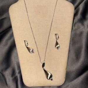 Vintage silver 1” clip on earrings and 12” necklace set